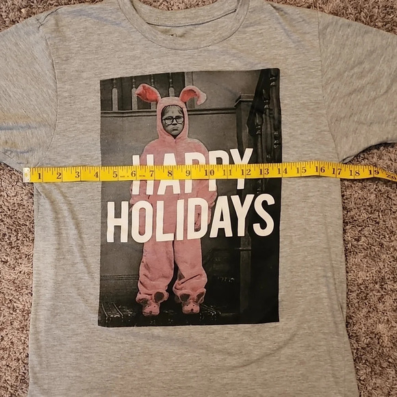 A Christmas Story Ralphie Bunny Happy Holidays T-Shirt Size Small - Picture 7 of 8